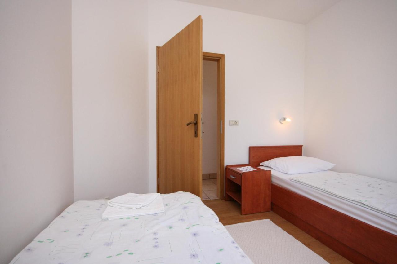 Apartments By The Sea Stara Novalja, Pag - 6301 Екстер'єр фото